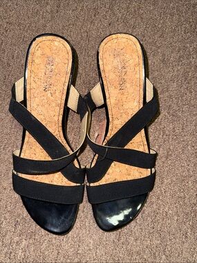 Kenneth Cole Reaction Black Cork Insole Strappy Sandals